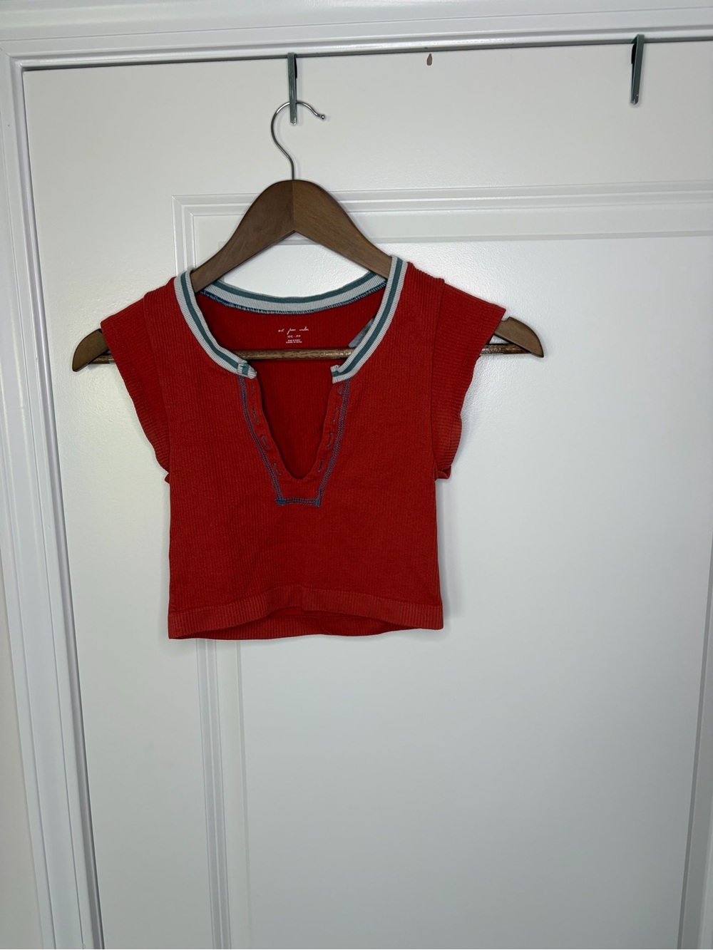 Urban Outfitters Out From Under Go For Gold Seamless Crop Top - Red